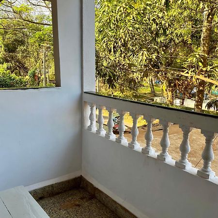 Shenvi Homestay, Old Goa Exterior photo