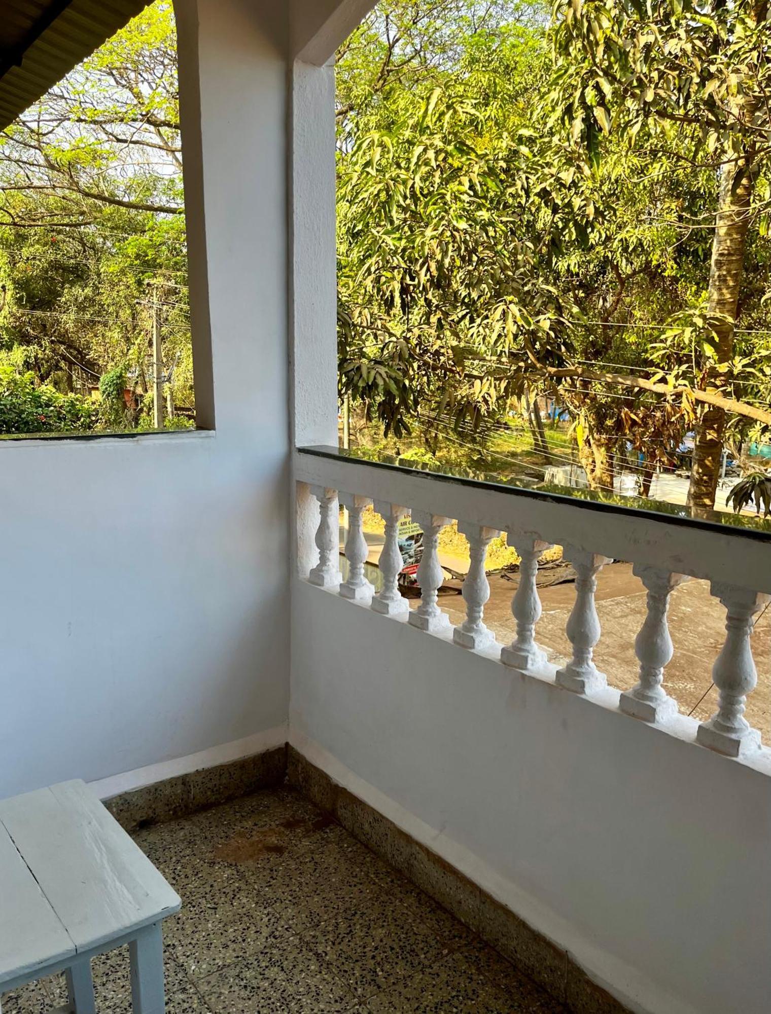 Shenvi Homestay, Old Goa Exterior photo