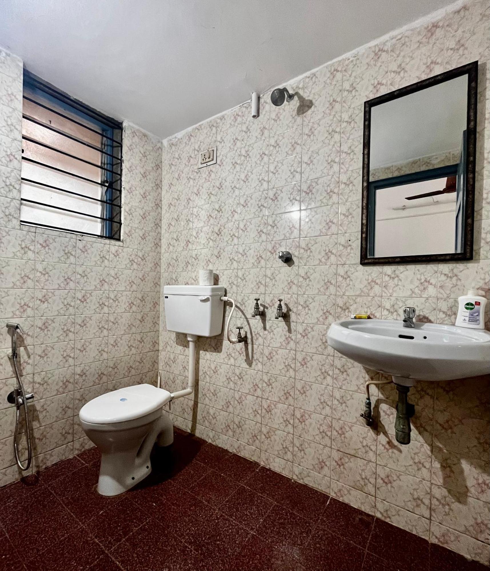 Shenvi Homestay, Old Goa Exterior photo