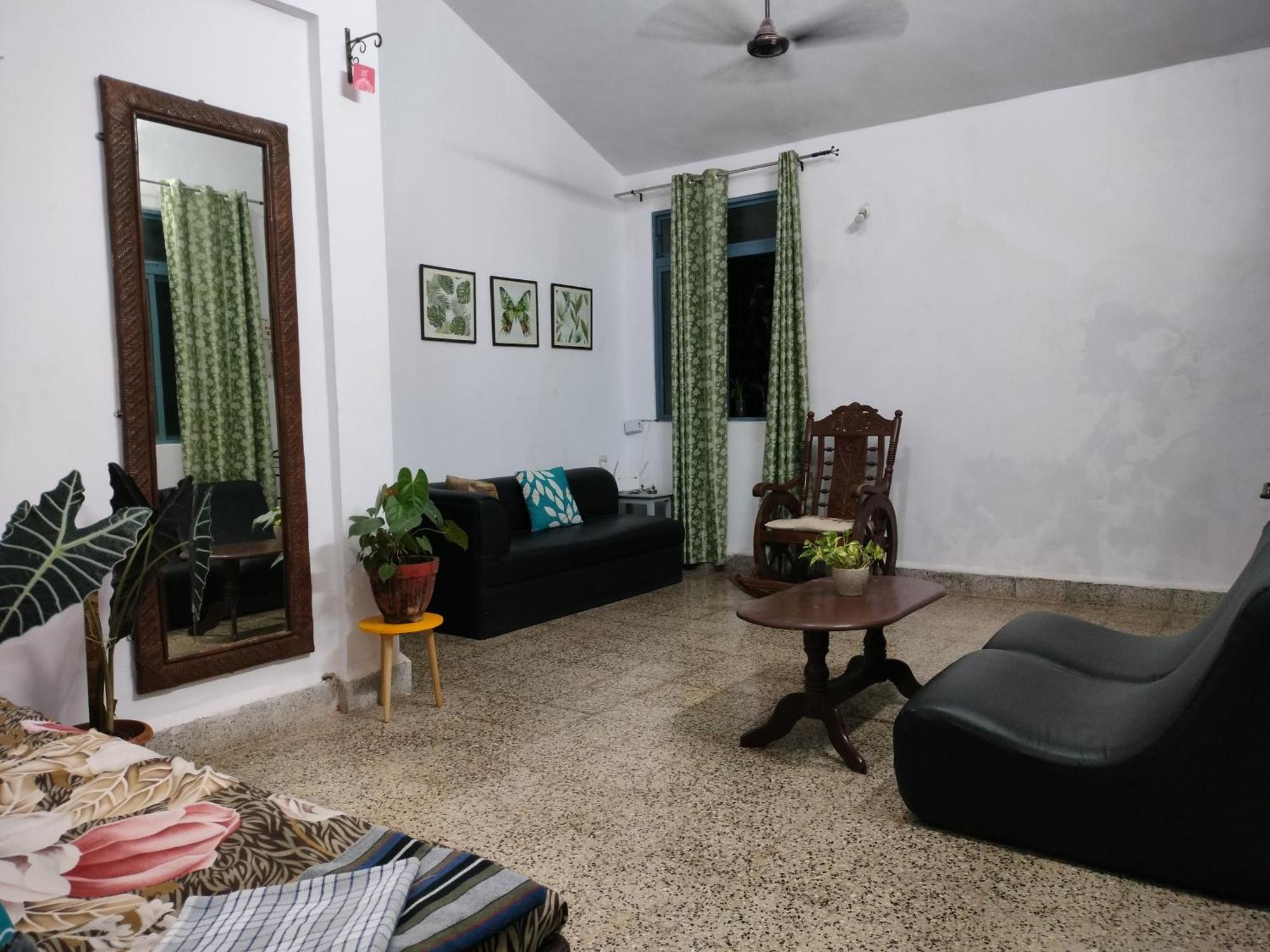 Shenvi Homestay, Old Goa Exterior photo